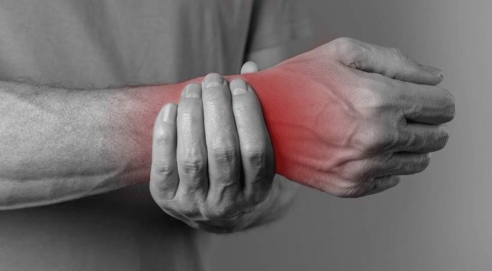 Carpal tunnel syndrome - photo of wrist pain